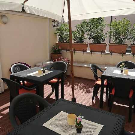 Corte Palazzo Picedi Benettini Bed & Breakfast Sarzana Ngoại thất bức ảnh