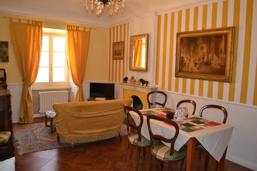 Corte Palazzo Picedi Benettini Bed & Breakfast Sarzana Ngoại thất bức ảnh