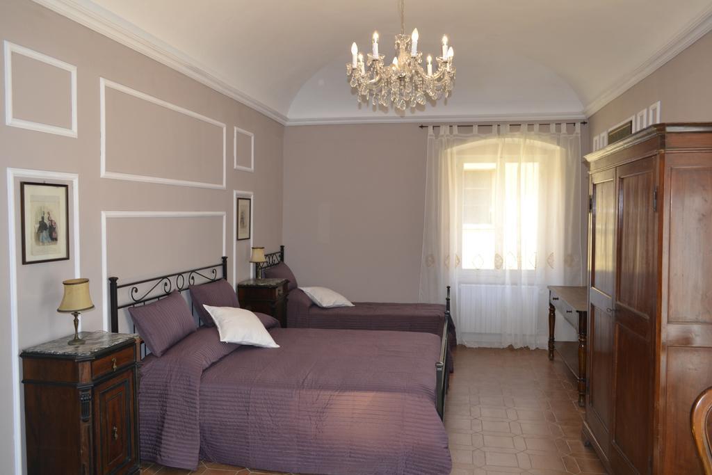 Corte Palazzo Picedi Benettini Bed & Breakfast Sarzana Phòng bức ảnh