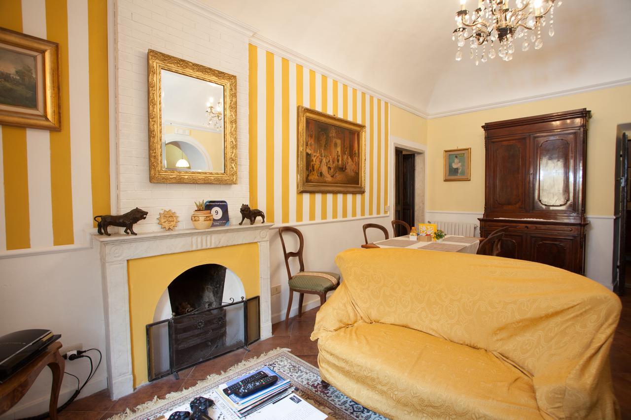 Corte Palazzo Picedi Benettini Sarzana Ngoại thất bức ảnh