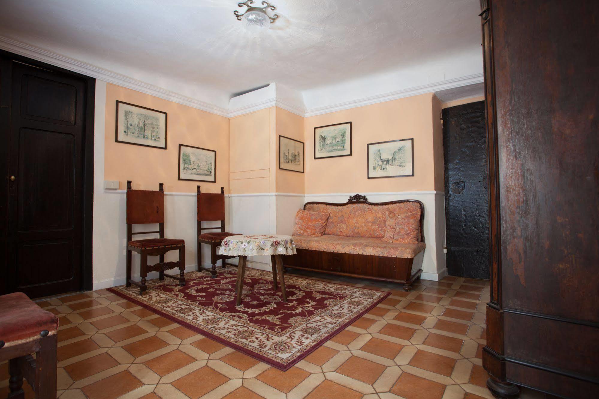 Corte Palazzo Picedi Benettini Bed & Breakfast Sarzana Ngoại thất bức ảnh