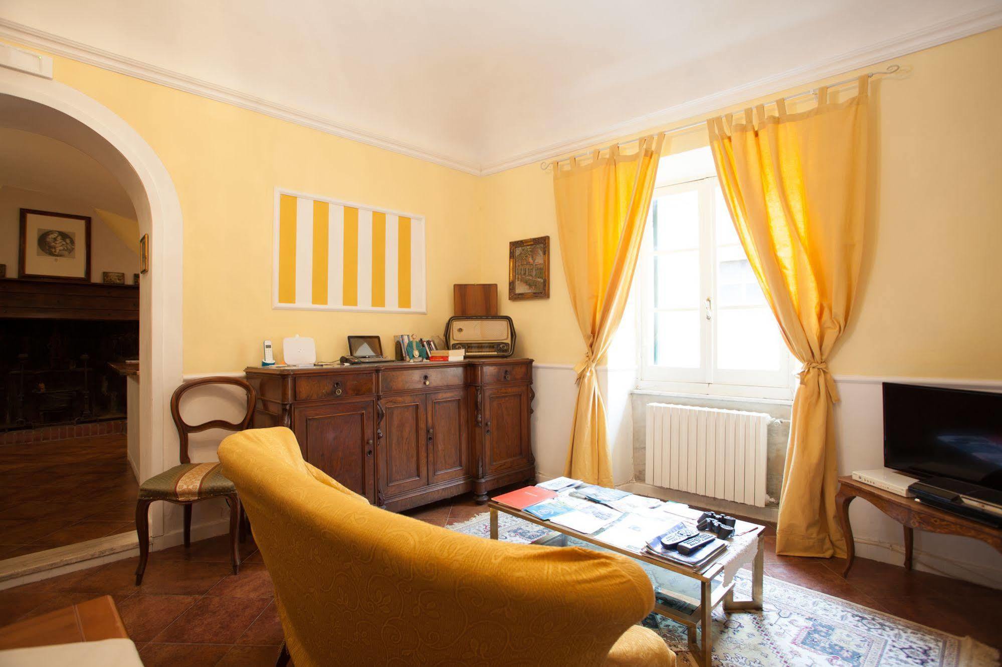 Corte Palazzo Picedi Benettini Bed & Breakfast Sarzana Ngoại thất bức ảnh