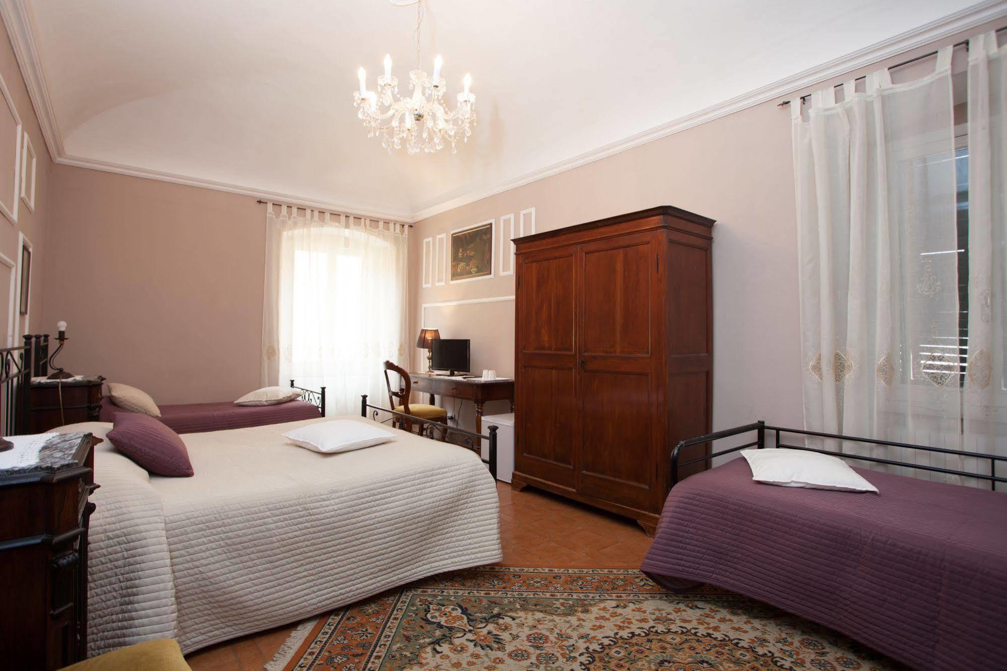 Corte Palazzo Picedi Benettini Bed & Breakfast Sarzana Ngoại thất bức ảnh